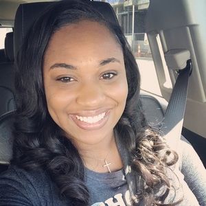 Meet your Posher, Ebonee